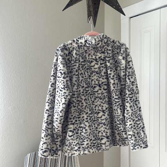 HALF-ZIP PULLOVER - Picture 2 of 3